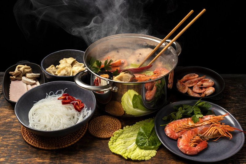 温泉厨房：从千年水煮智慧到科技赋能的康养食事